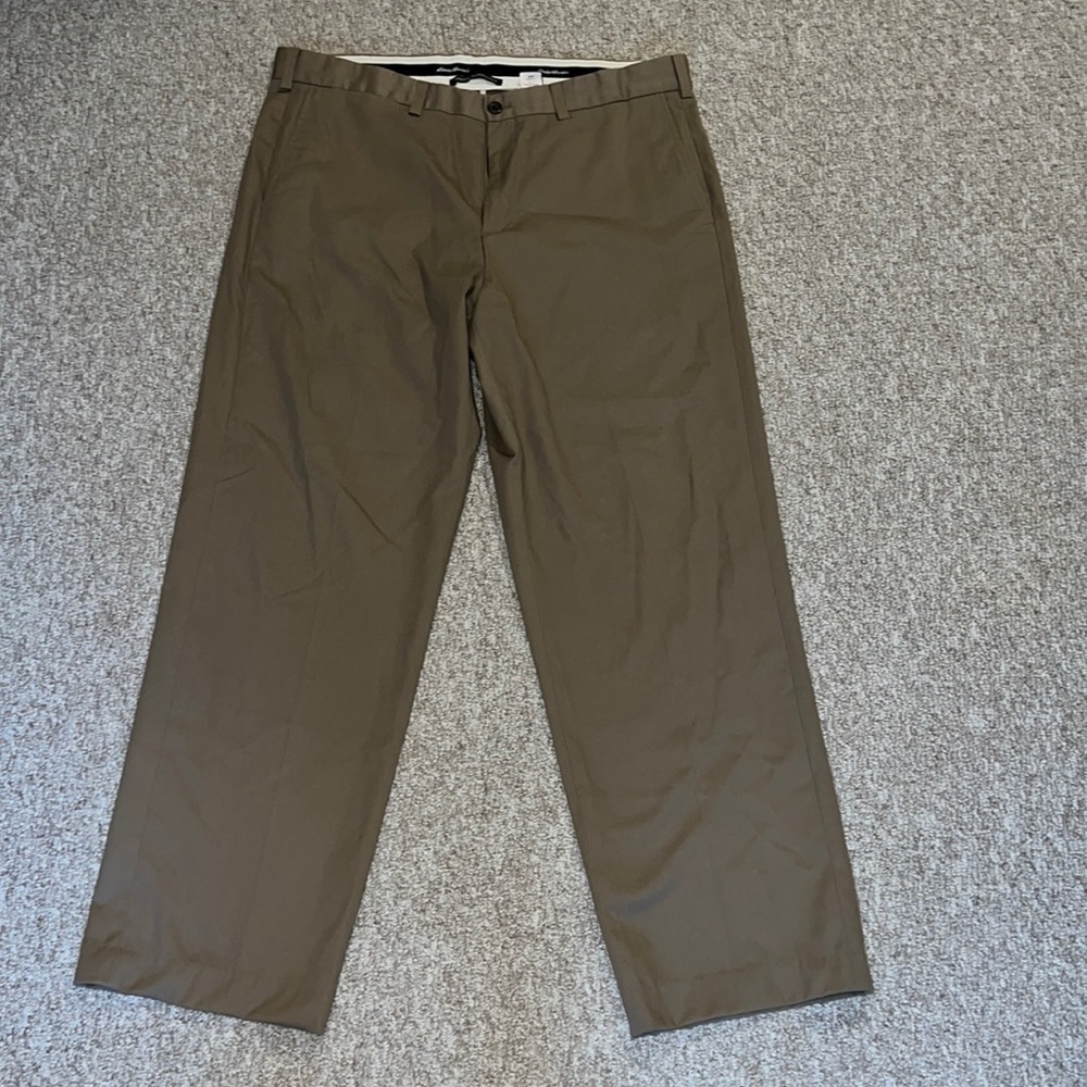 Eddie Bauer Men’s Relaxed Fit Pants